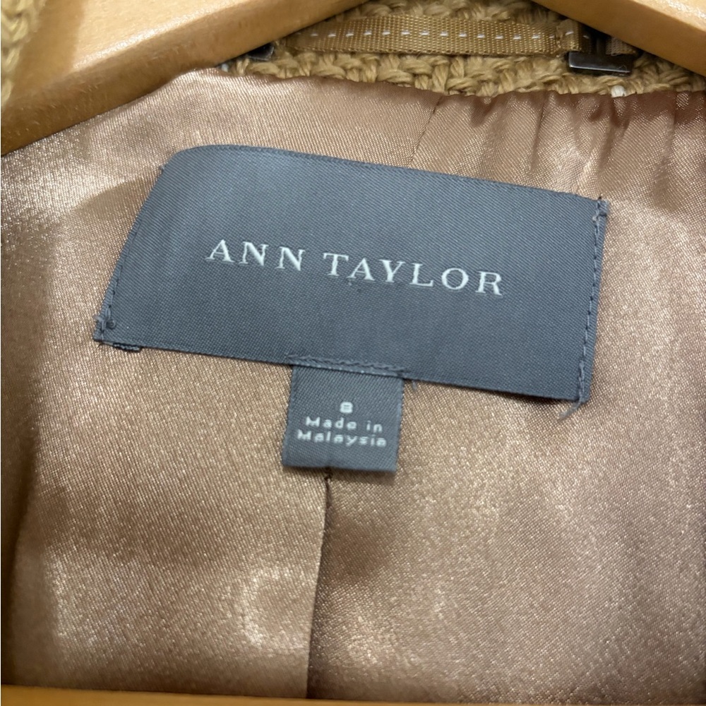 Ann Taylor wool Blend Coat - Size 8 - tan color - Picture 6 of 6